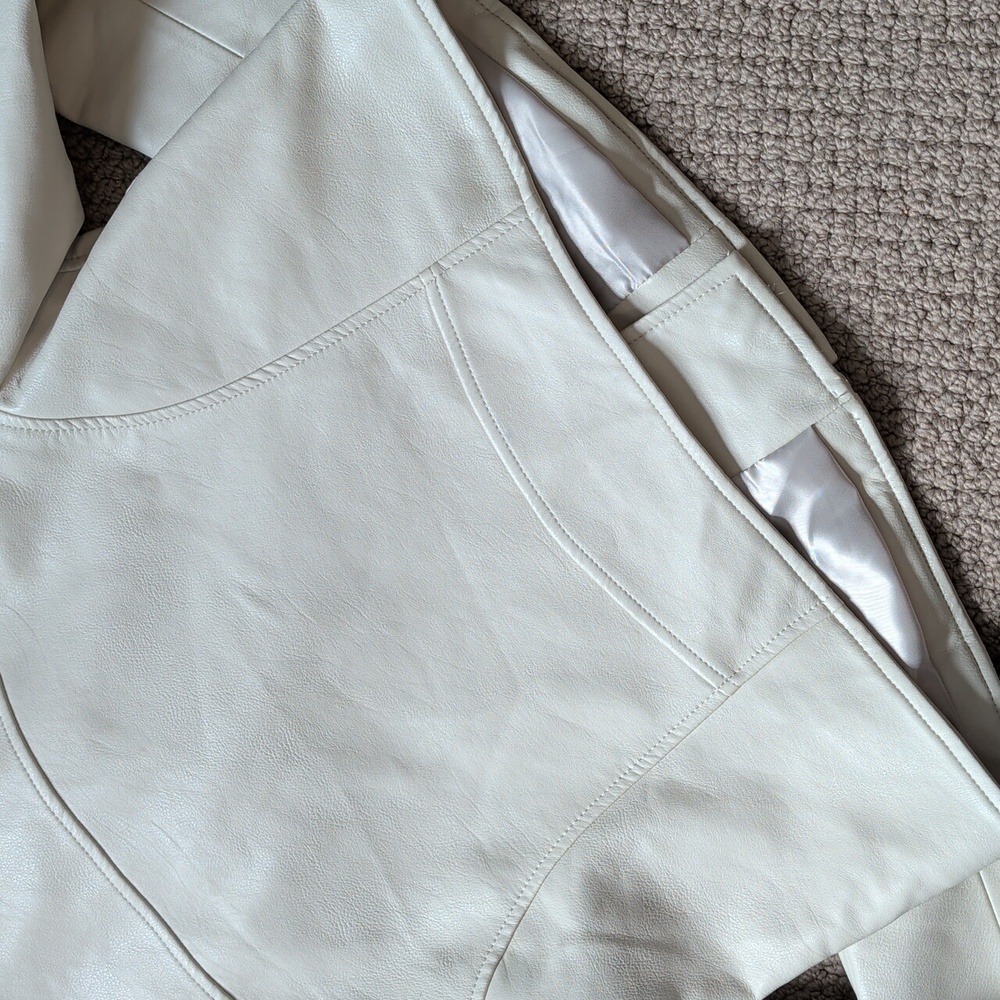 ABERCROMBIE & FITCH Women's L Jacket Cream White Vegan Leather Moto Biker - Picture 10 of 11